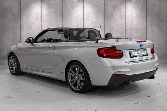 BMW M235i 12 of 30