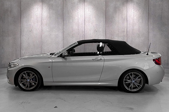 BMW M235i 7 of 30