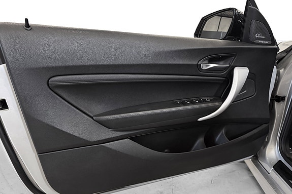 BMW M235i 30 of 30