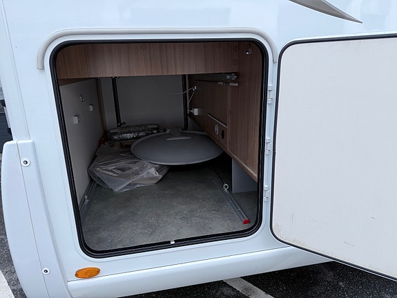 Pilote G740C G740C 2.3 150HK MANUELL 3500KG/AC/SENKESENG/TRUMA++ 8 of 30