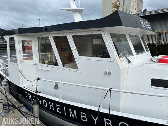 Trawler «Ranja» | Scania 136 hk | Godkjent for 12 passasjerer | Baugthruster | A 6 of 30