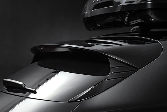 Porsche Taycan 26 of 30