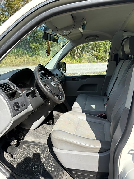 Volkswagen Transporter 18 of 22