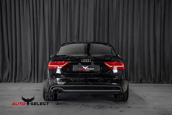 Audi A5 9 of 30