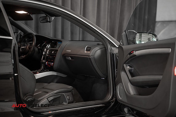 Audi A5 13 of 30