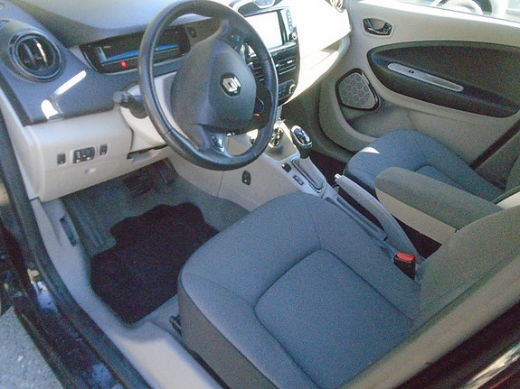 Renault Zoe 14 of 22