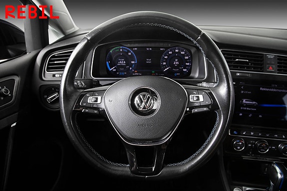 Volkswagen e-Golf VII 14 of 24