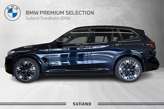 BMW iX3 2 of 22