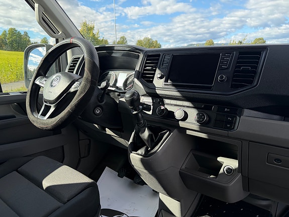 Volkswagen Crafter 19 of 24