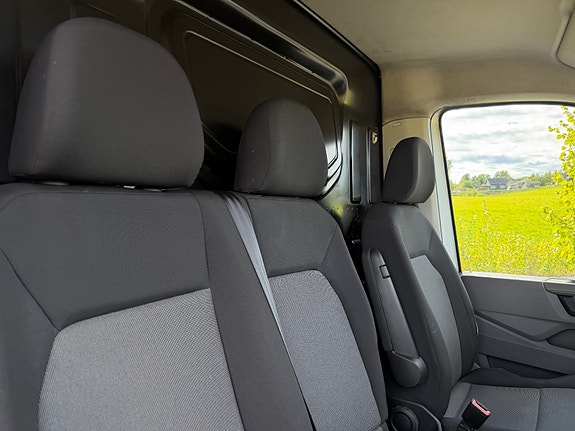 Volkswagen Crafter 17 of 24