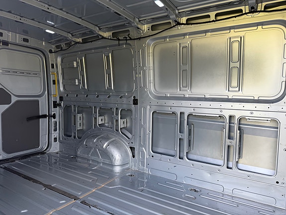 Volkswagen Crafter 16 of 24