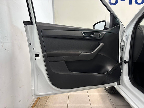 Skoda Fabia 17 of 30