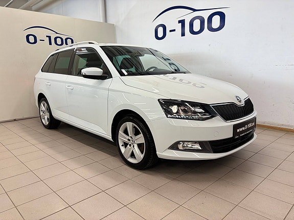 Skoda Fabia 2 of 30