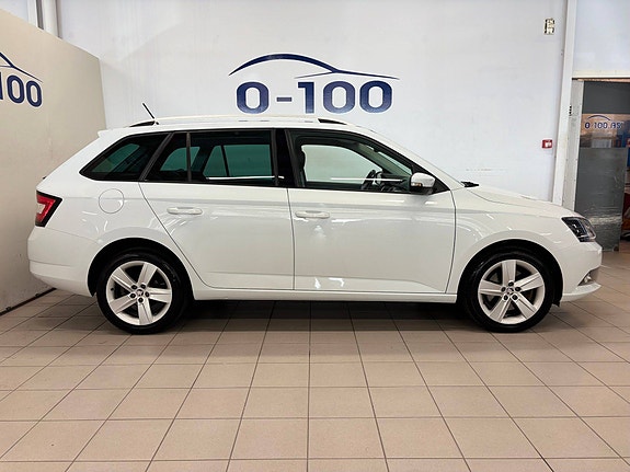 Skoda Fabia 5 of 30