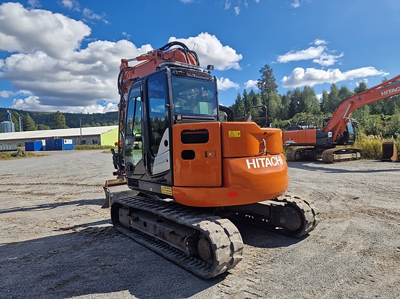 Hitachi ZX85US-6 4 of 19