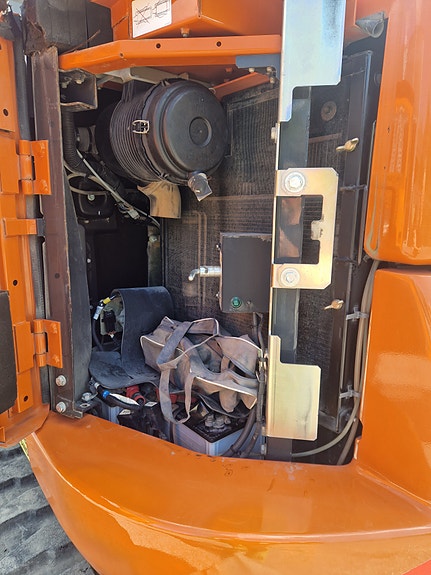 Hitachi ZX85US-6 9 of 19