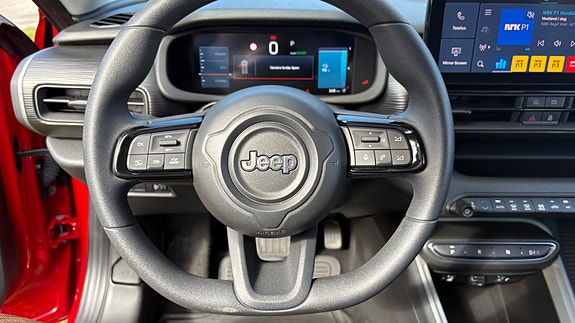 Jeep Avenger 18 of 30