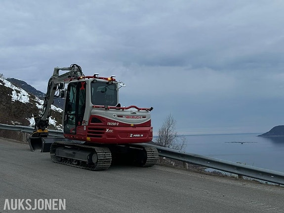Takeuchi TB290 3 of 16