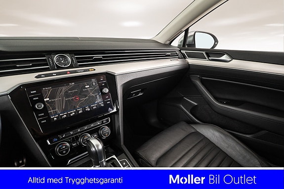 Volkswagen Passat Alltrack 11 of 20
