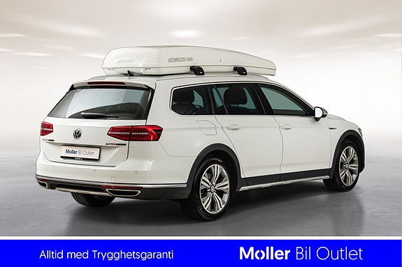 Volkswagen Passat Alltrack 4 of 20