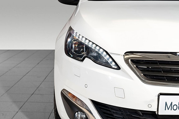 Peugeot 308 SW 7 of 24