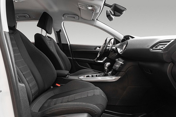 Peugeot 308 SW 23 of 24