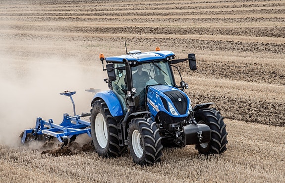 New Holland T6.145 Electro Command 2 of 6