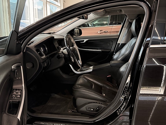 Volvo S60 23 of 30