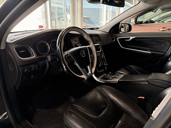 Volvo S60 29 of 30