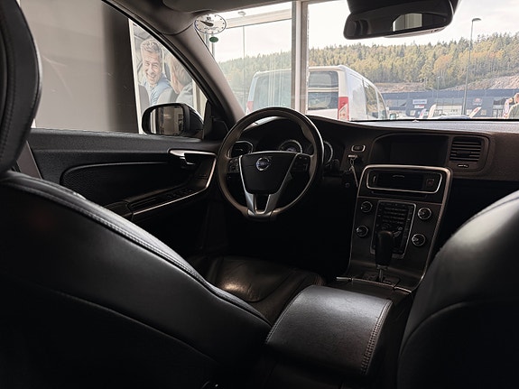 Volvo S60 28 of 30