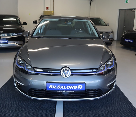Volkswagen e-Golf VII 5 of 30