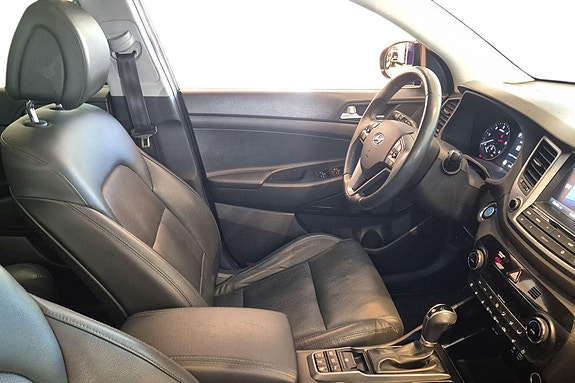 Hyundai Tucson 24 of 30