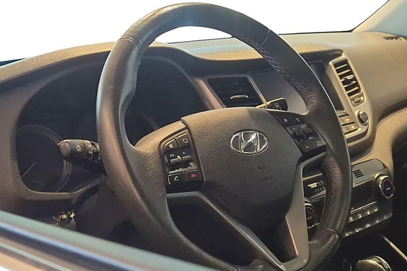 Hyundai Tucson 14 of 30