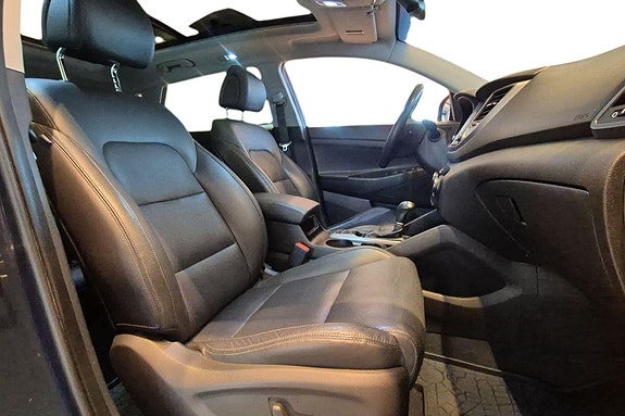Hyundai Tucson 22 of 30