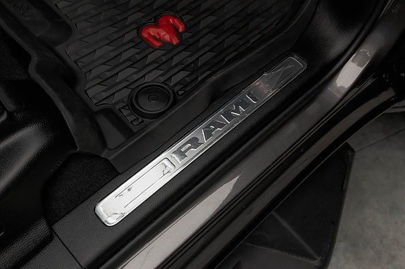 Dodge RAM 19 of 30