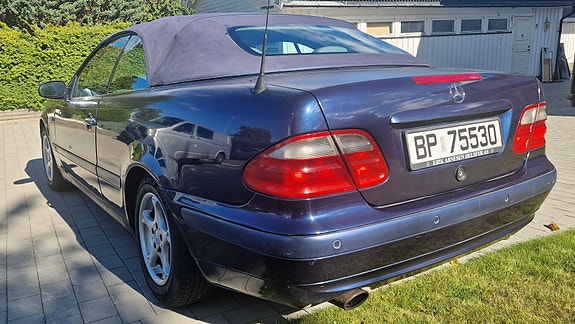 Mercedes-Benz CLK200 5 of 30