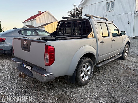 Nissan Navara 3 of 21