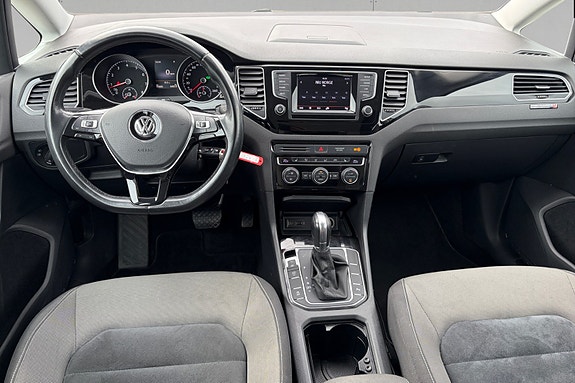 Volkswagen Golf Sportsvan 12 of 17