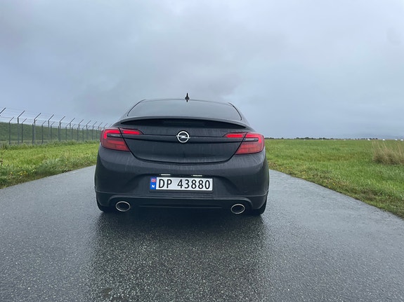 Opel Insignia 14 of 28