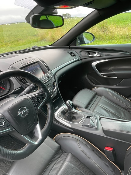 Opel Insignia 21 of 28
