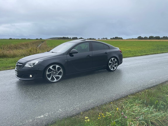 Opel Insignia 19 of 28