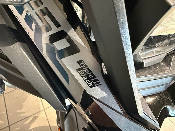 BMW R 1250 GS Adventure 17 of 19