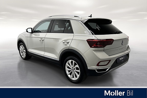Volkswagen T-Roc 7 of 21