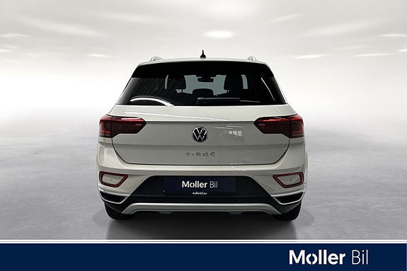Volkswagen T-Roc 6 of 21