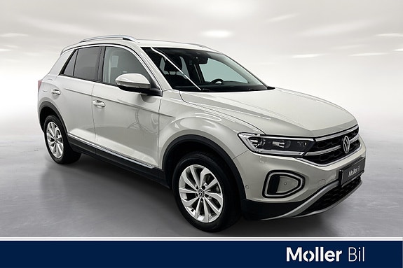 Volkswagen T-Roc 3 of 21