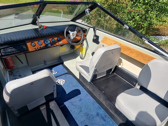 Draco Volvo penta med tilhenger 4 of 15