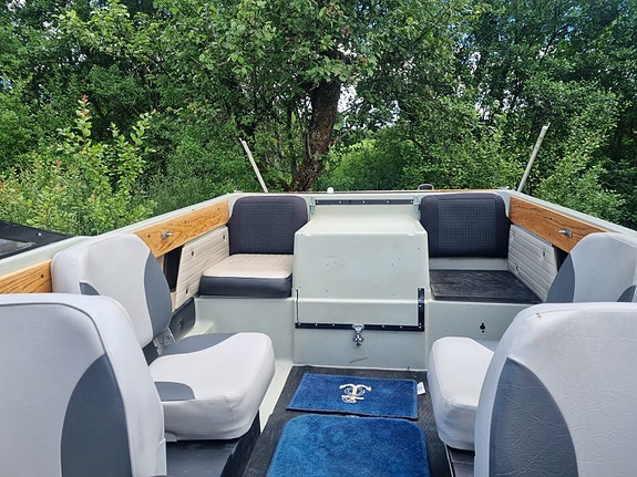 Draco Volvo penta med tilhenger 8 of 15