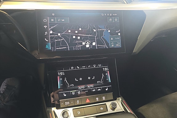 Audi e-tron 17 of 19