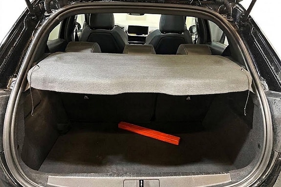 Peugeot e-208 26 of 26