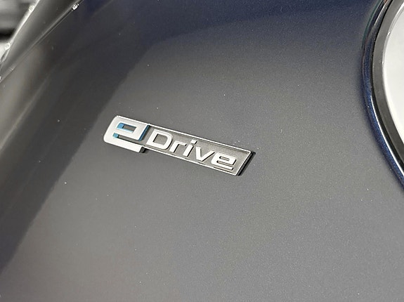 BMW 225xe 4 of 26